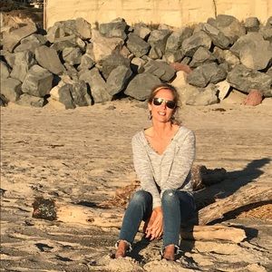 Meet your Posher, Julia